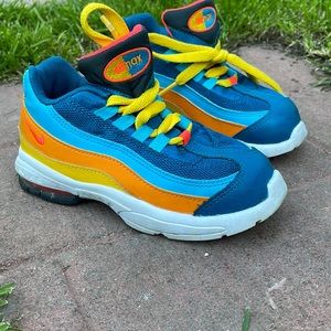 Kids 10c Nike air max
